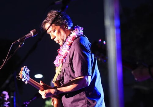 The Most Successful Independent Radio Stations for Kalapana Music